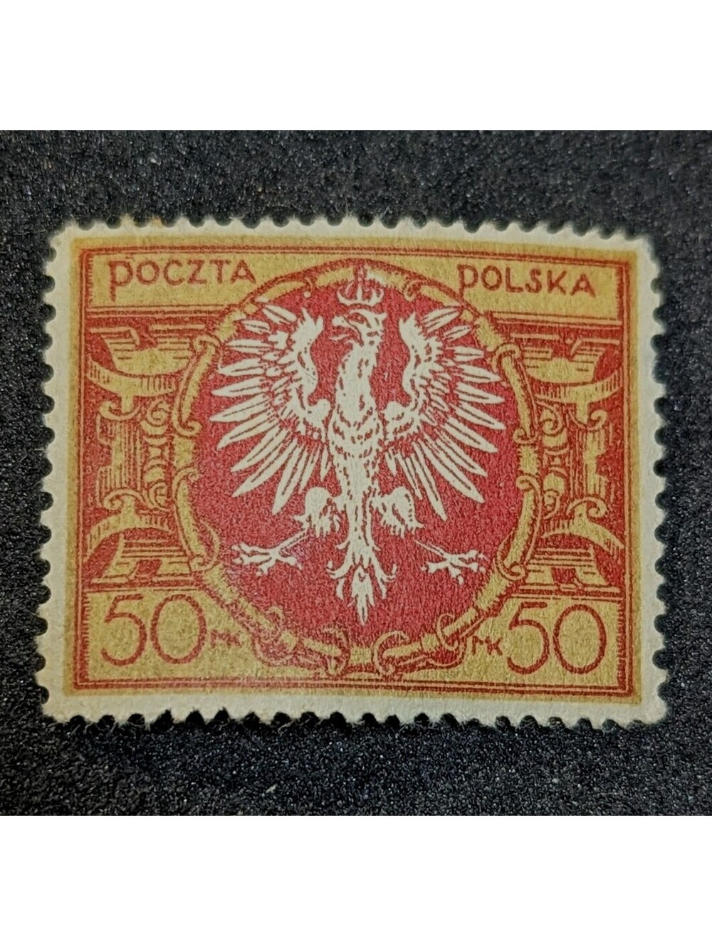 POLAND, 1921-1922 Eagle on Large Shield SC: 164 50M Lightly Hinged Stamp